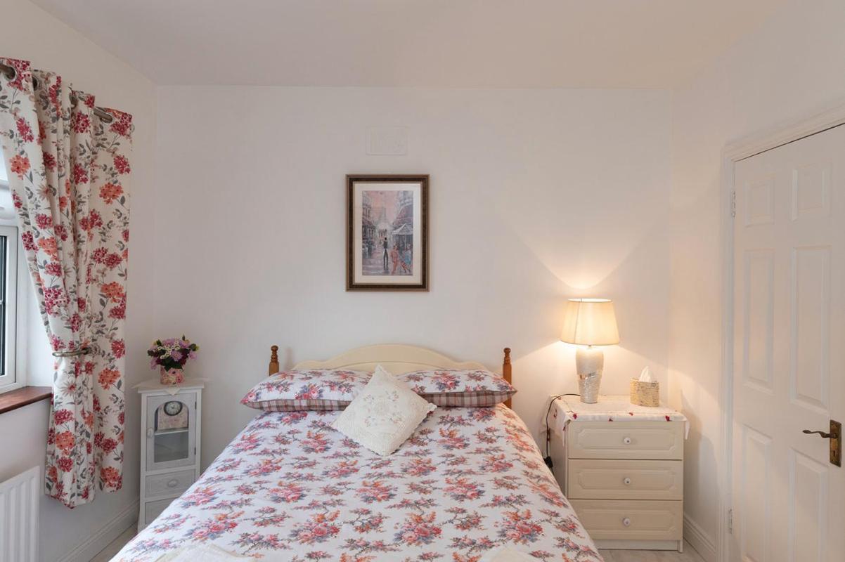 The Laurels Villa วอเตอร์ฟอร์ด ภายนอก รูปภาพ